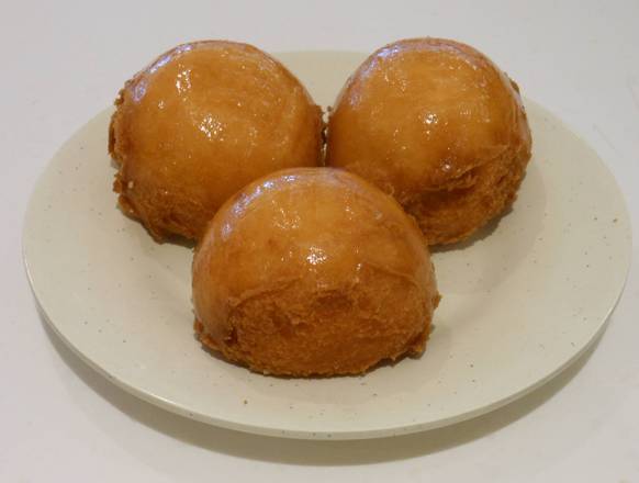 Deep-Fried Creamy Egg Custard Buns 炸香滑奶皇包
